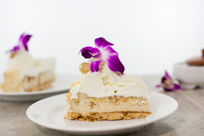 Toasted Caramel Macadamia Cheesecake